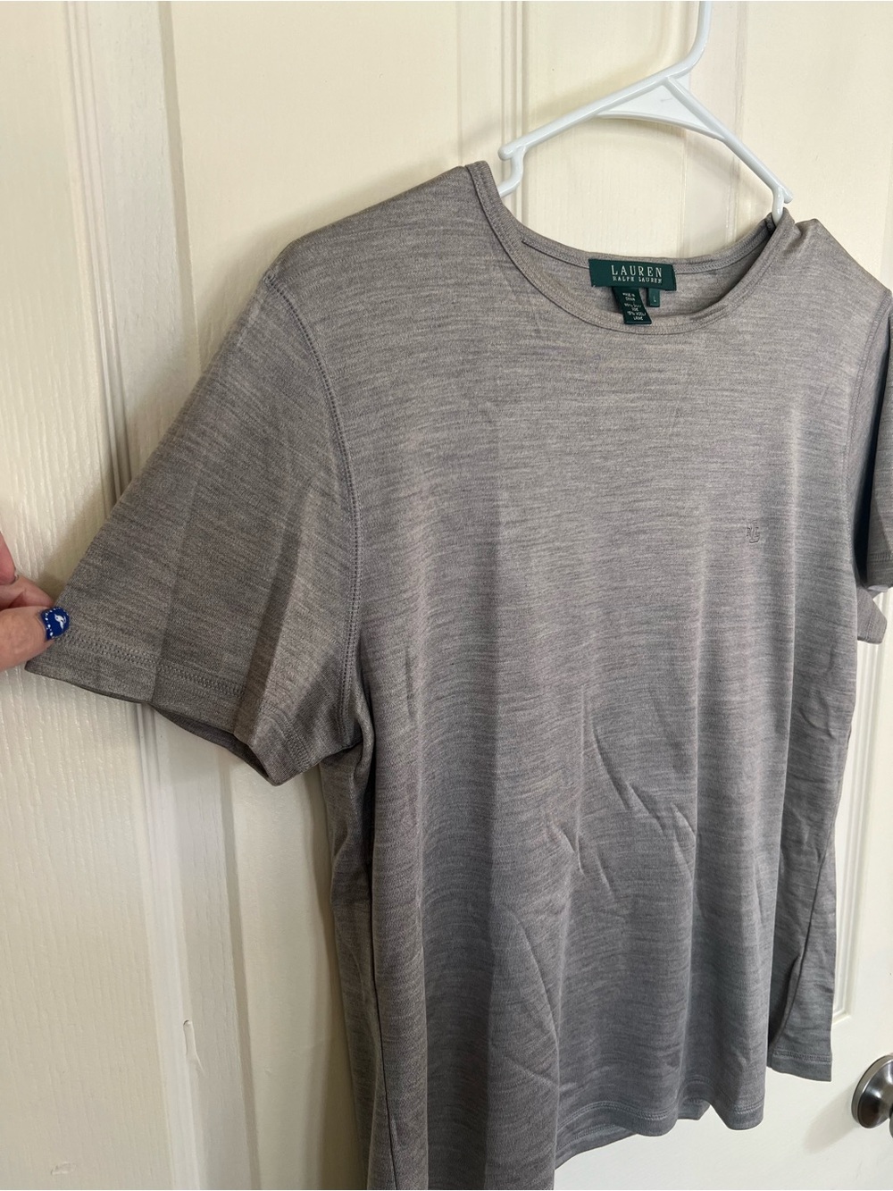 Lauren Ralph Lauren 85% Silk Gray/Taupe Short Sleeve Tee Shirt L - Picture 4 of 10